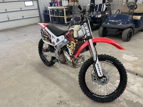 Customer photo of the Honda Retro 97 Red kit