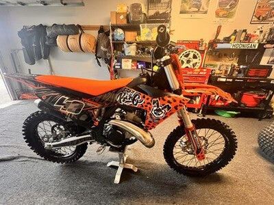 Customer photo of the KTM Orange Panther kit
